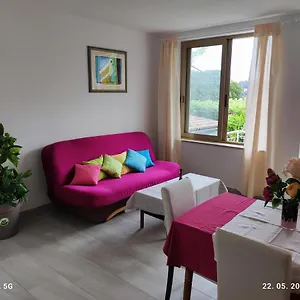 https://apartment-and-room-bitinada.in-istria.net