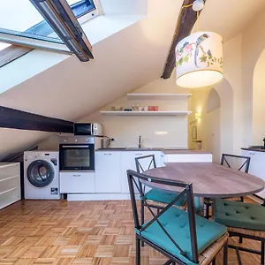 https://brera-sella-charme-apartment.it-lombardy.com