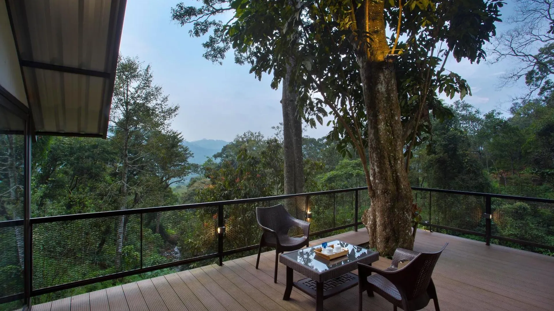 Bamboo Dale Resort, Munnar India